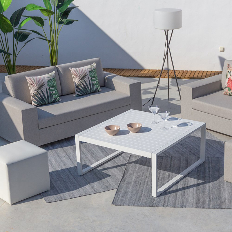 Mesa auxiliar exterior RIA