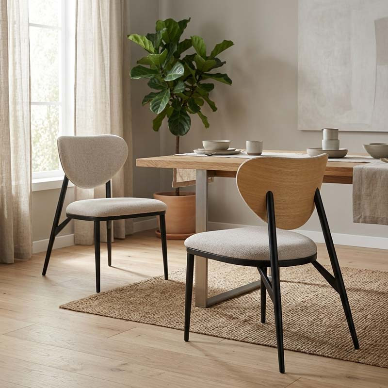 Silla de salón tapizada AENIA