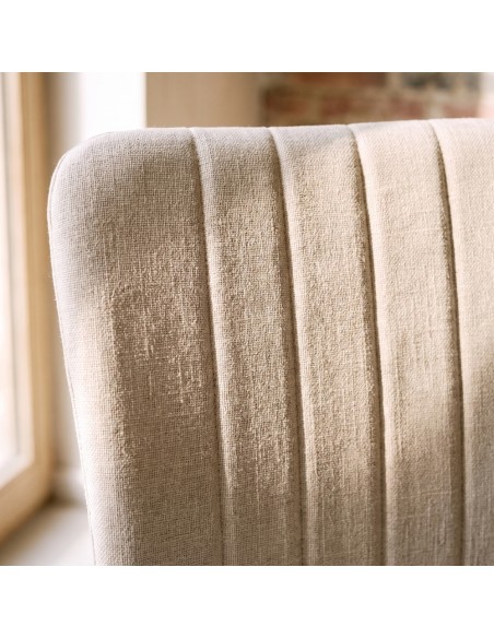Silla de salón tapizada NEREA