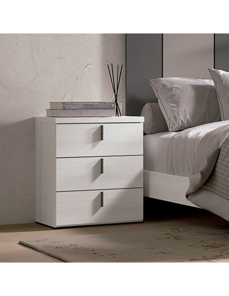 Mesita de noche tres cajones VERA III