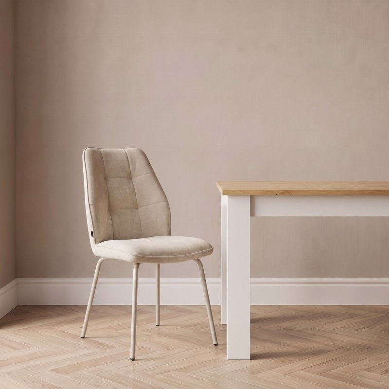 Silla de salón tapizada YARA