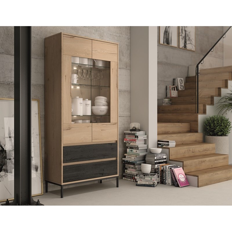 Vitrina dos puertas con cristalera y dos...